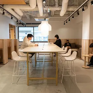 Hotel Plus Hostel Sapporo 호스텔